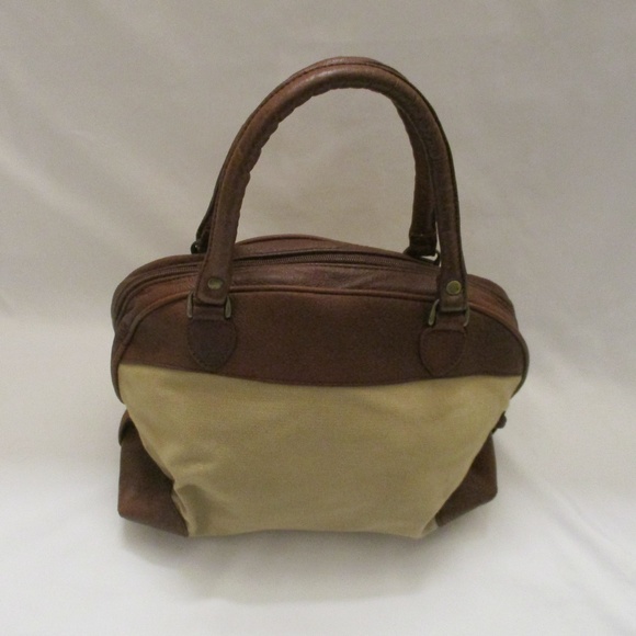 ADVENTURE BOUND BAG - Picture 2 of 6